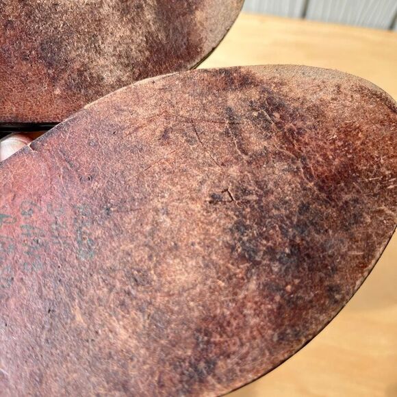 Vintage Indian Leather Sandals – Hand-Painted Gold Enamel – Size 7 - Picture 6 of 12